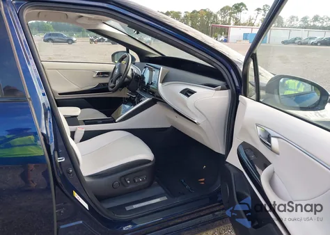 2017 Toyota Mirai from USA, damaged, VIN JTDBVRBD9HA003659